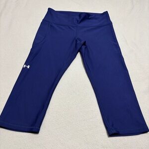 Under Armour Women’s HeatGear Compression Capri Leggings Blue Size L